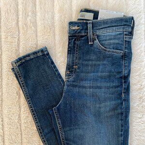 Topshop Jamie Skinny Jeans, Size 26 (US4), NWT.